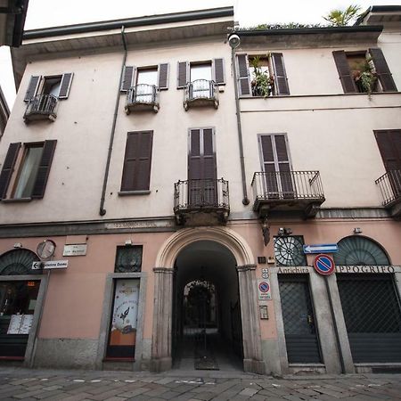 Fancy Blue Duomo Duplex Apartement Milan Exterior photo
