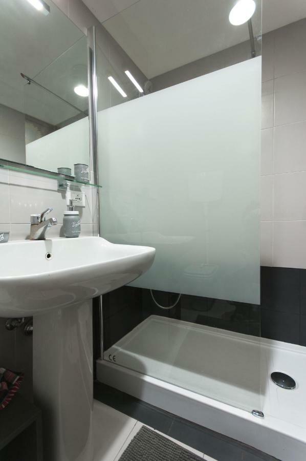 Fancy Blue Duomo Duplex Apartement Milan Exterior photo